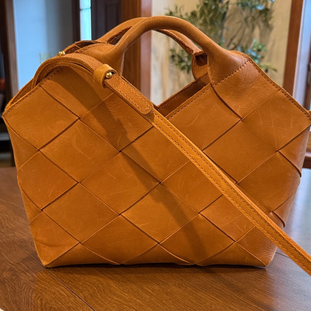 Parker Clay Acadia woven bag